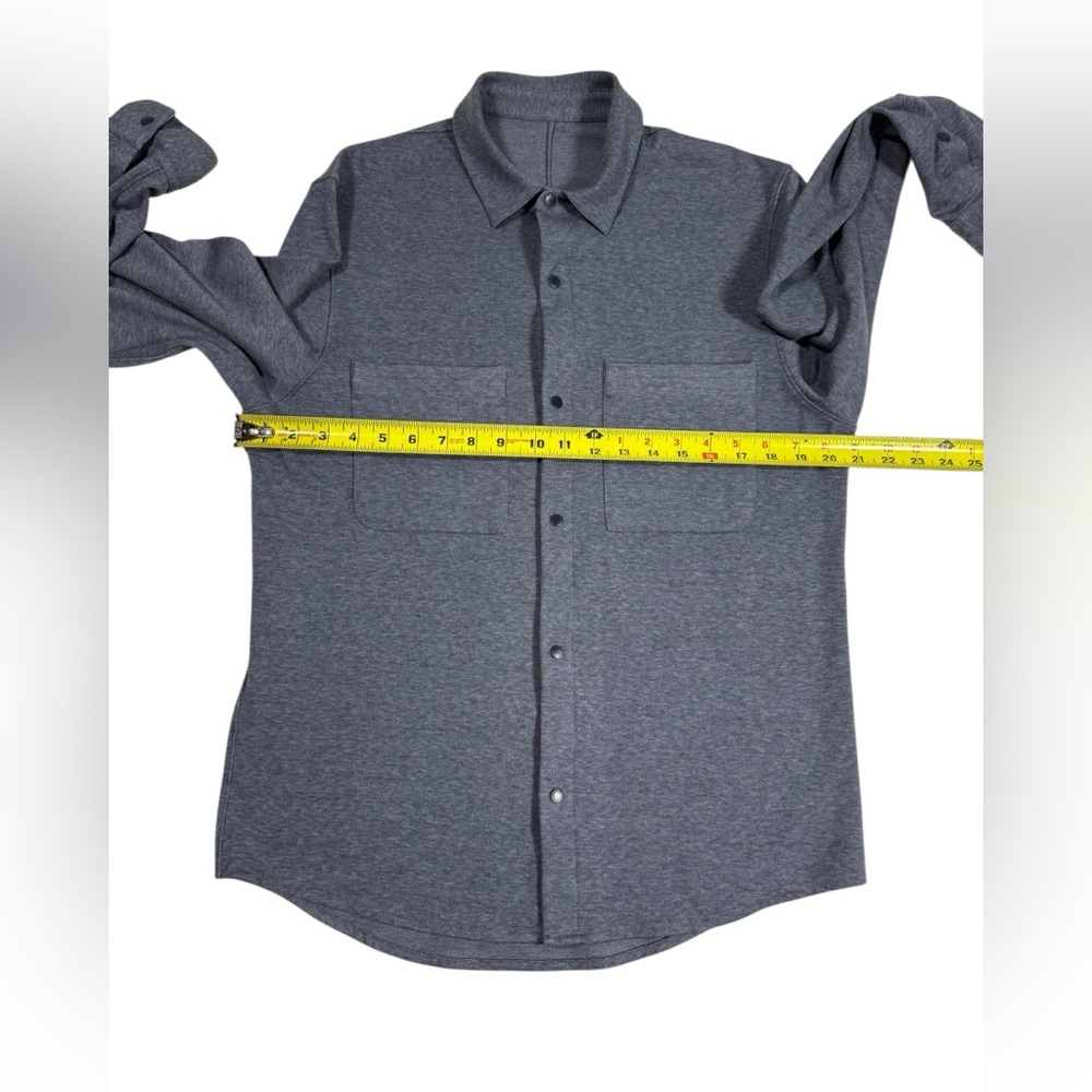Lululemon Sz Medium Gray Performance Button Down … - image 4